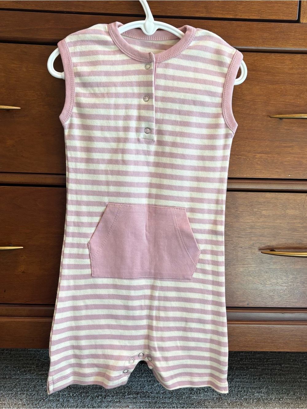 Girls NWT!  LovedBaby Pink Stripe Organic Cotton Romper sz 18/24